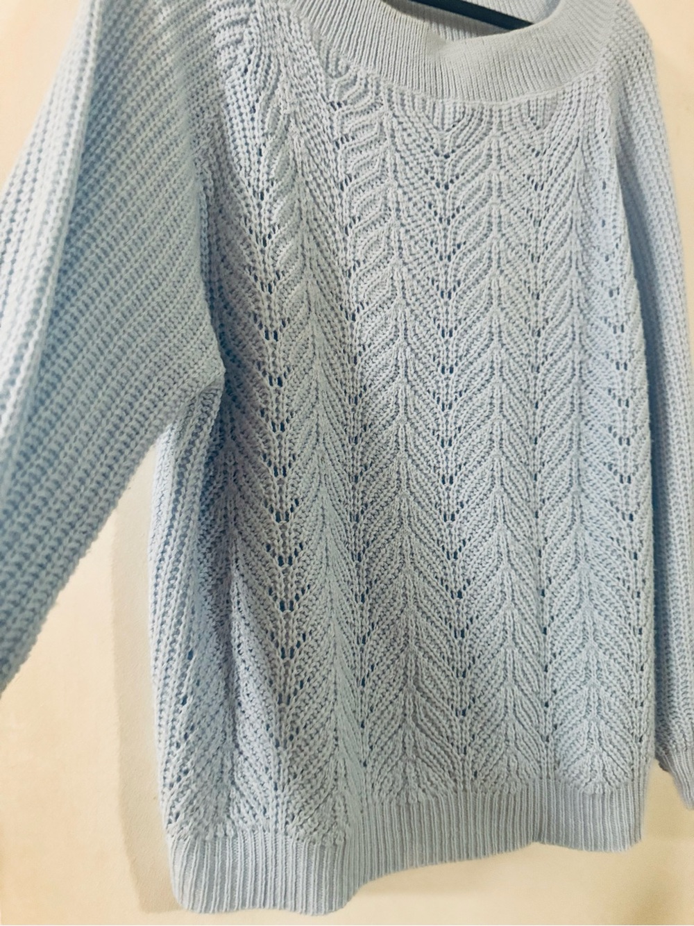 Light Blue Women's Scoop Neck Knit Sweater